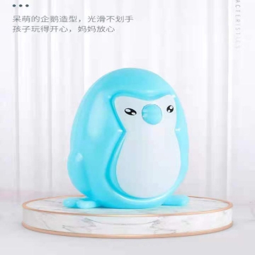 Picture of Children's Toy 20mm Penguin Icebreaker Toy 11.5x13x4.5m, CT20